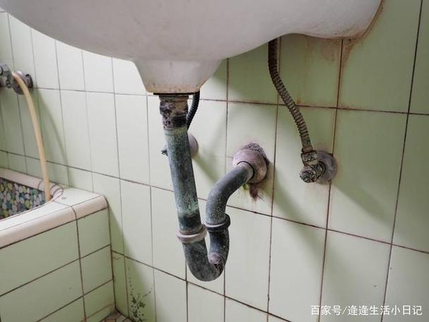 水管没水厕所怎么处理方法  水管没有水怎么办 停水后又来水,水龙头却不出水？